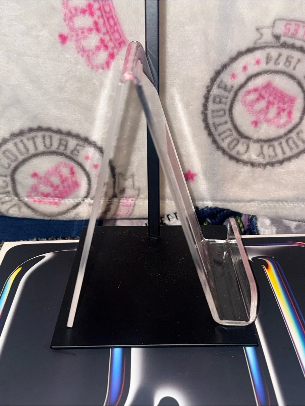 Juicy Couture Home Pink Crown Tablet & Cookbook Holder Acrylic Recipe Stand